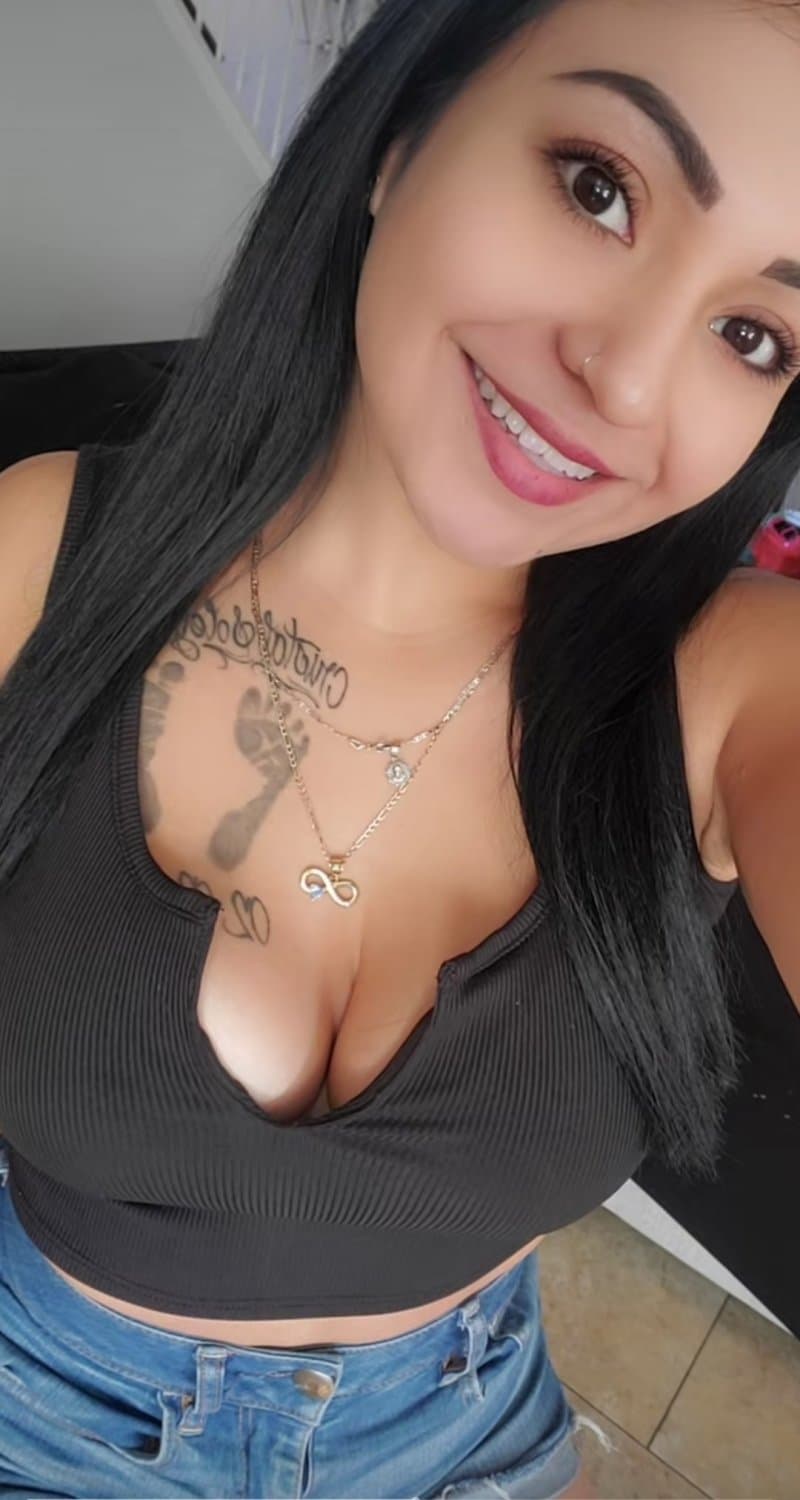 My friends wife I want to fuck her