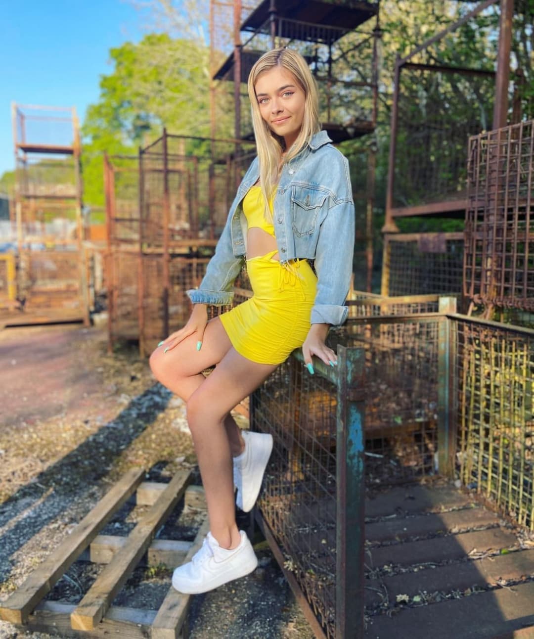 Harley Elise Chapman UK Model W/ clothes off