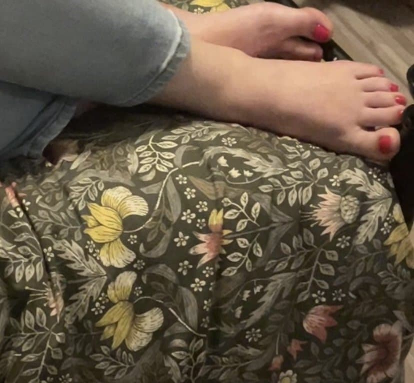 More sexy aunt extras