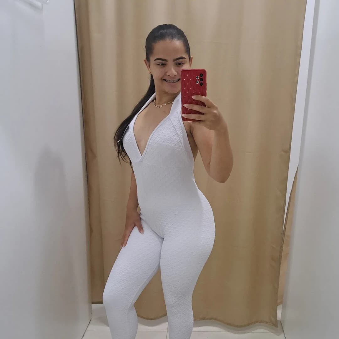 Leana lovings and Cecilia Alves