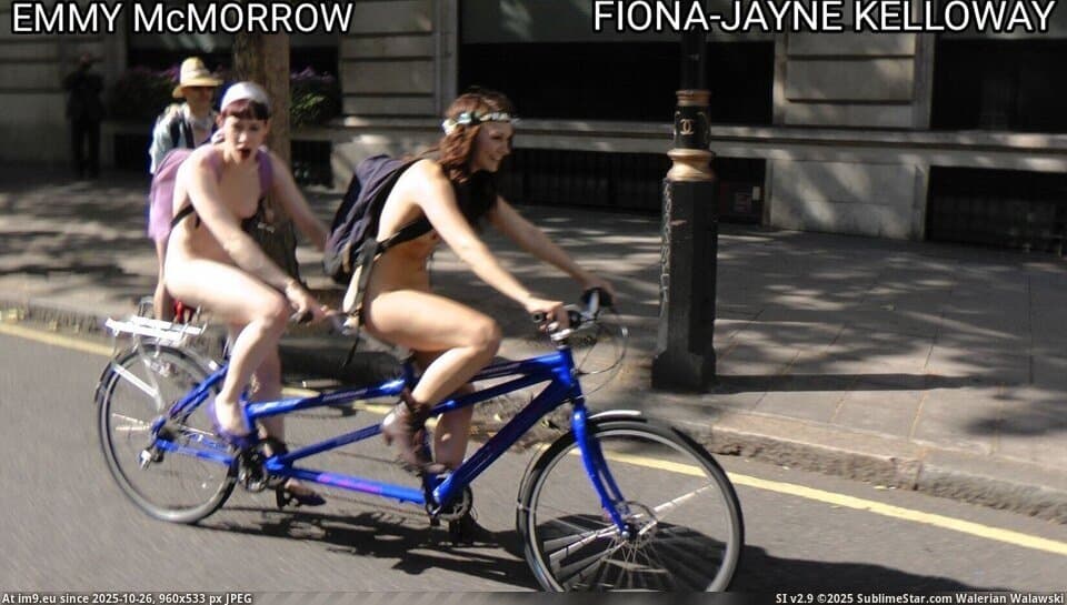 Fiona-Jayne K. and Emmy M. nude in public (1)