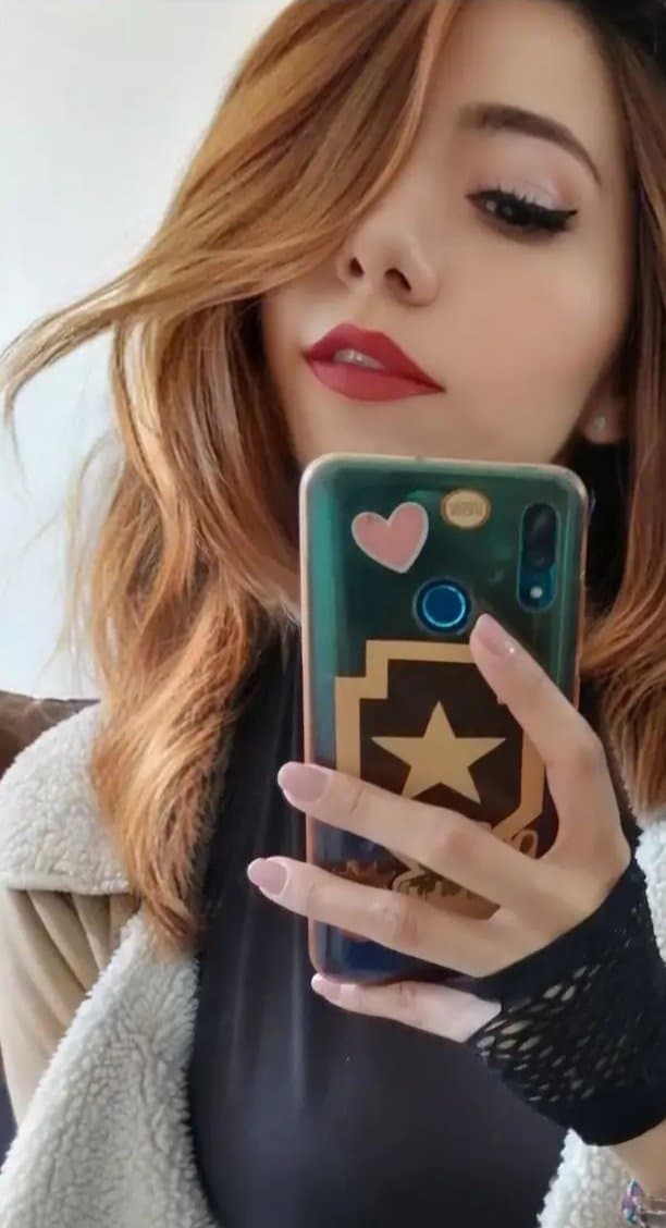 Hot teen cumslut cosplayer