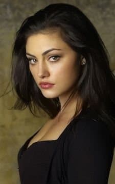 Phoebe Tonkin Goon Collection 1