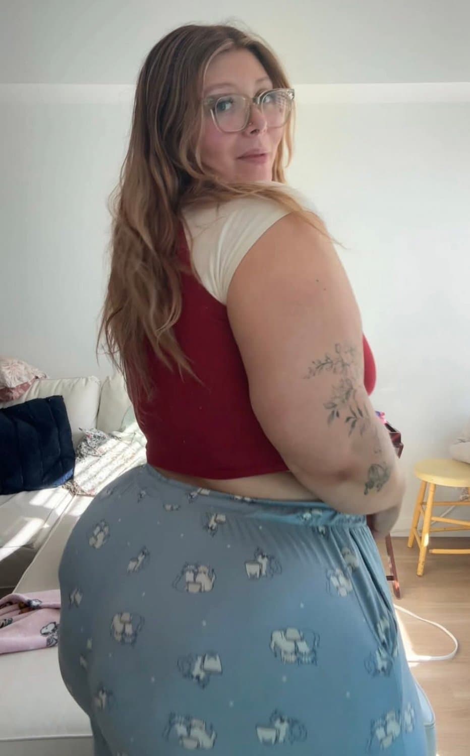 Click to view full size MASSIVE HUGE ASS SSBBW