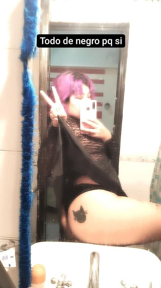 Click to view full size Estrella jujeña gótica culona