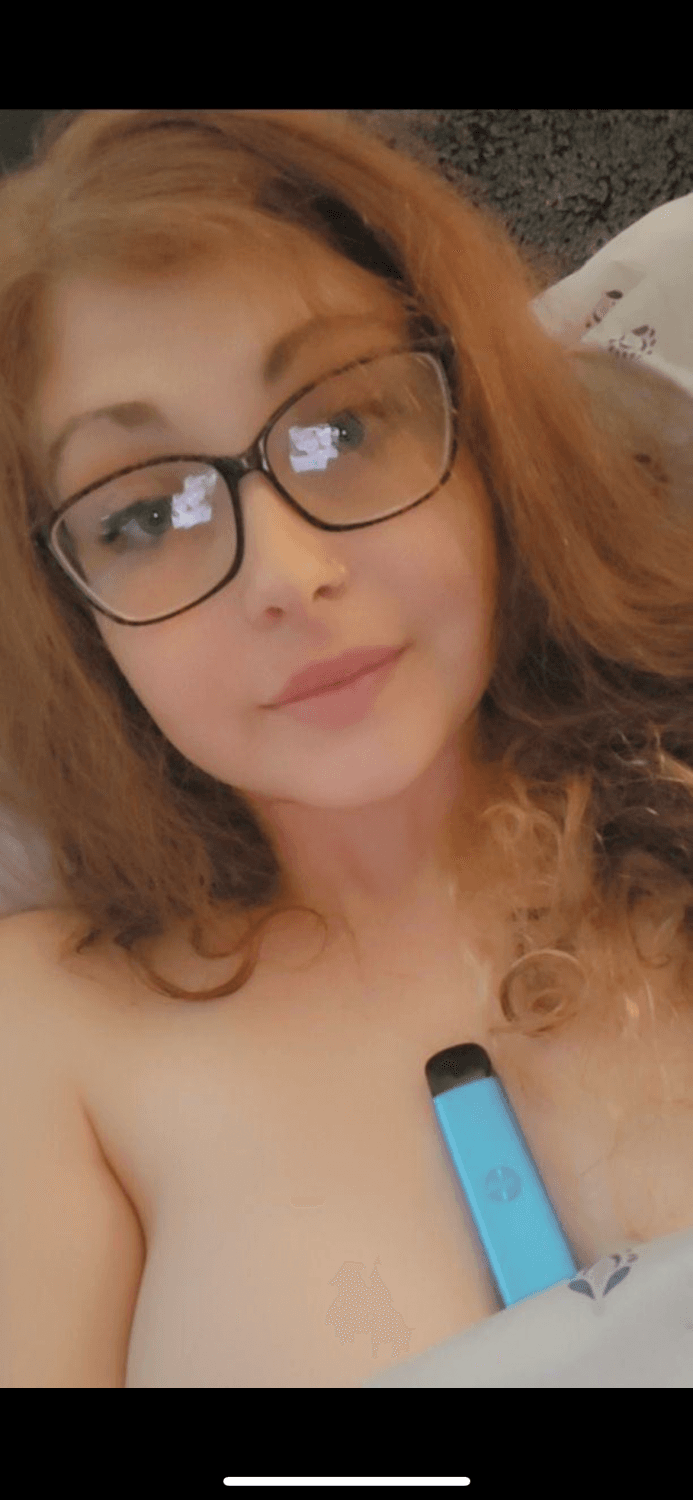 Click to view full size Worthless hoe with big tits pounded after smoking blunt