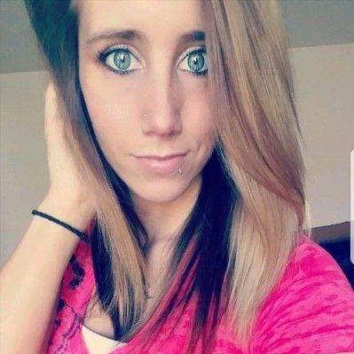 From G G W to weird hypnosis porn, Jessica’s online career didn’t exactly take off ?