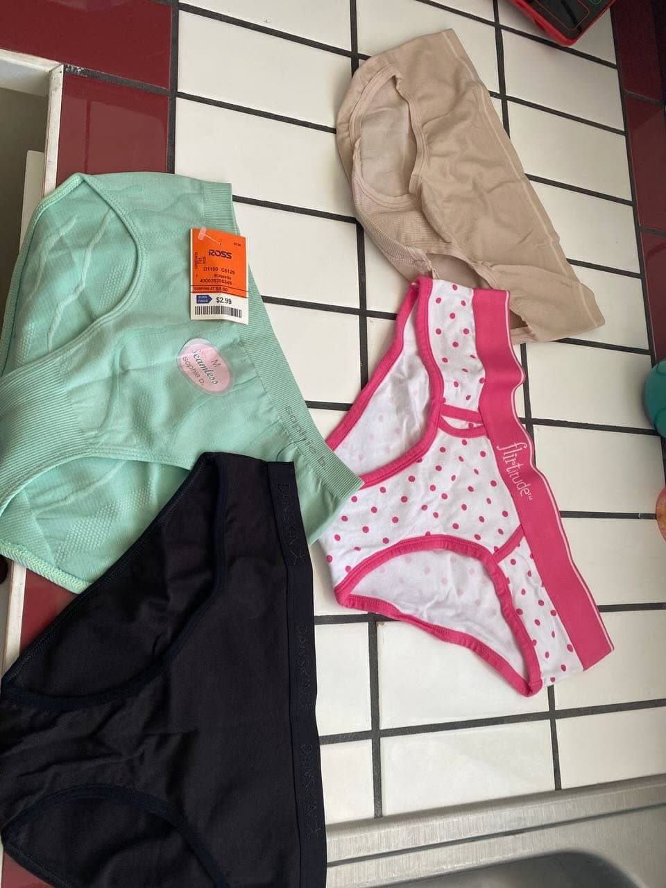 Big Tit Latina Milf Showering