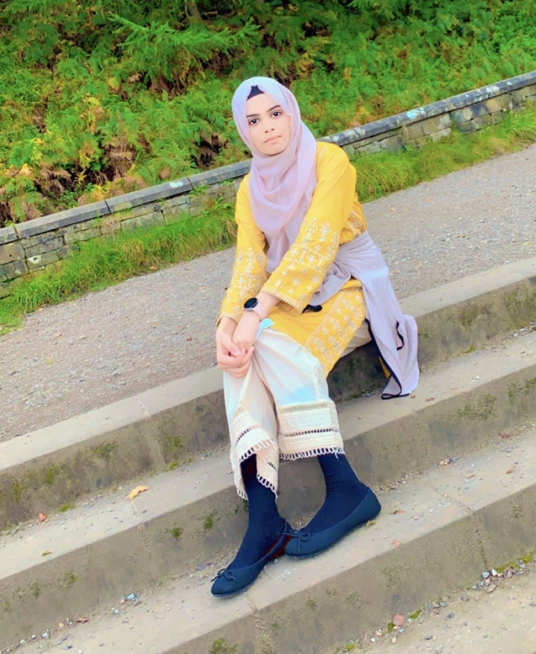 Hijabi in black knee socks