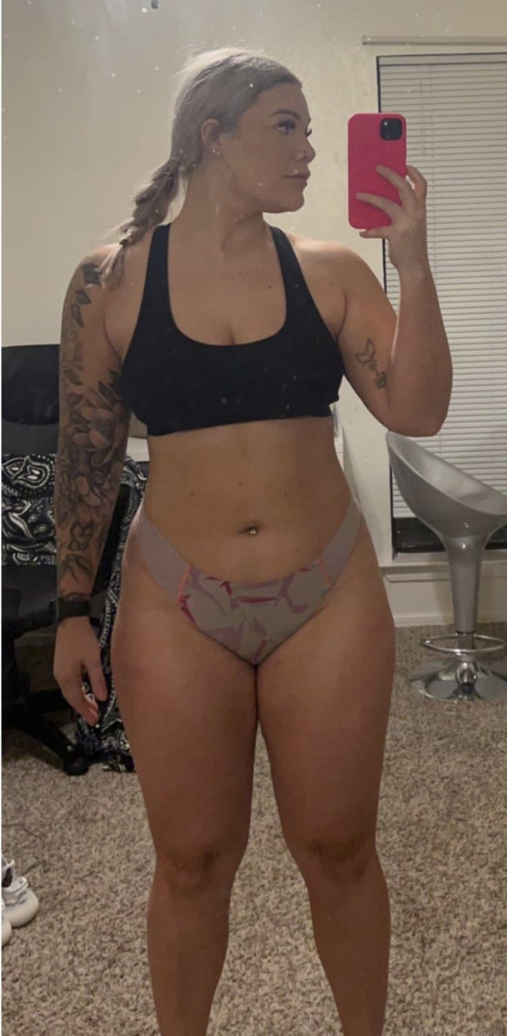 Thick Lightskin Desirea