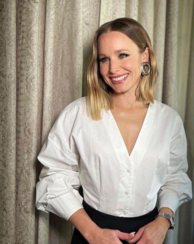 Kristen Bell - Fit, petite, tiny tittied MILF