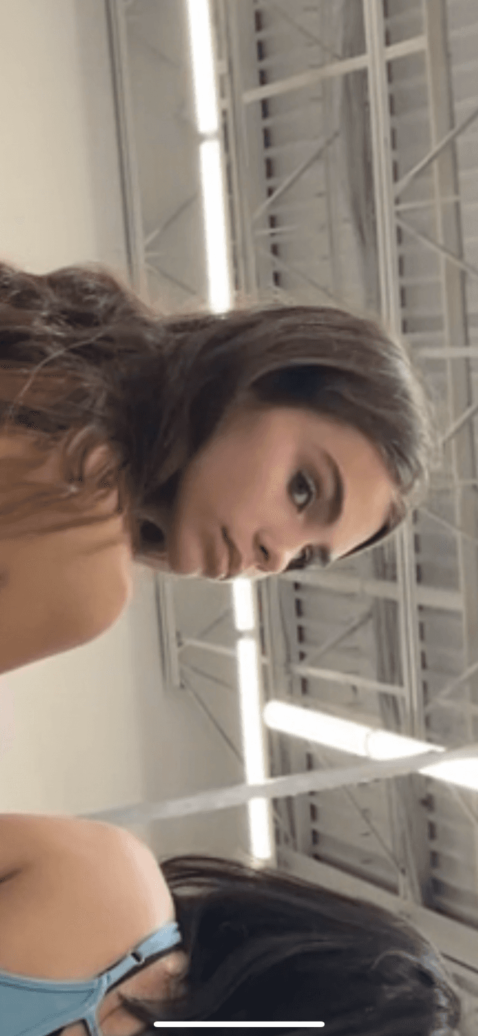 mom and daughter combo, yall should’ve seen this in person. ??