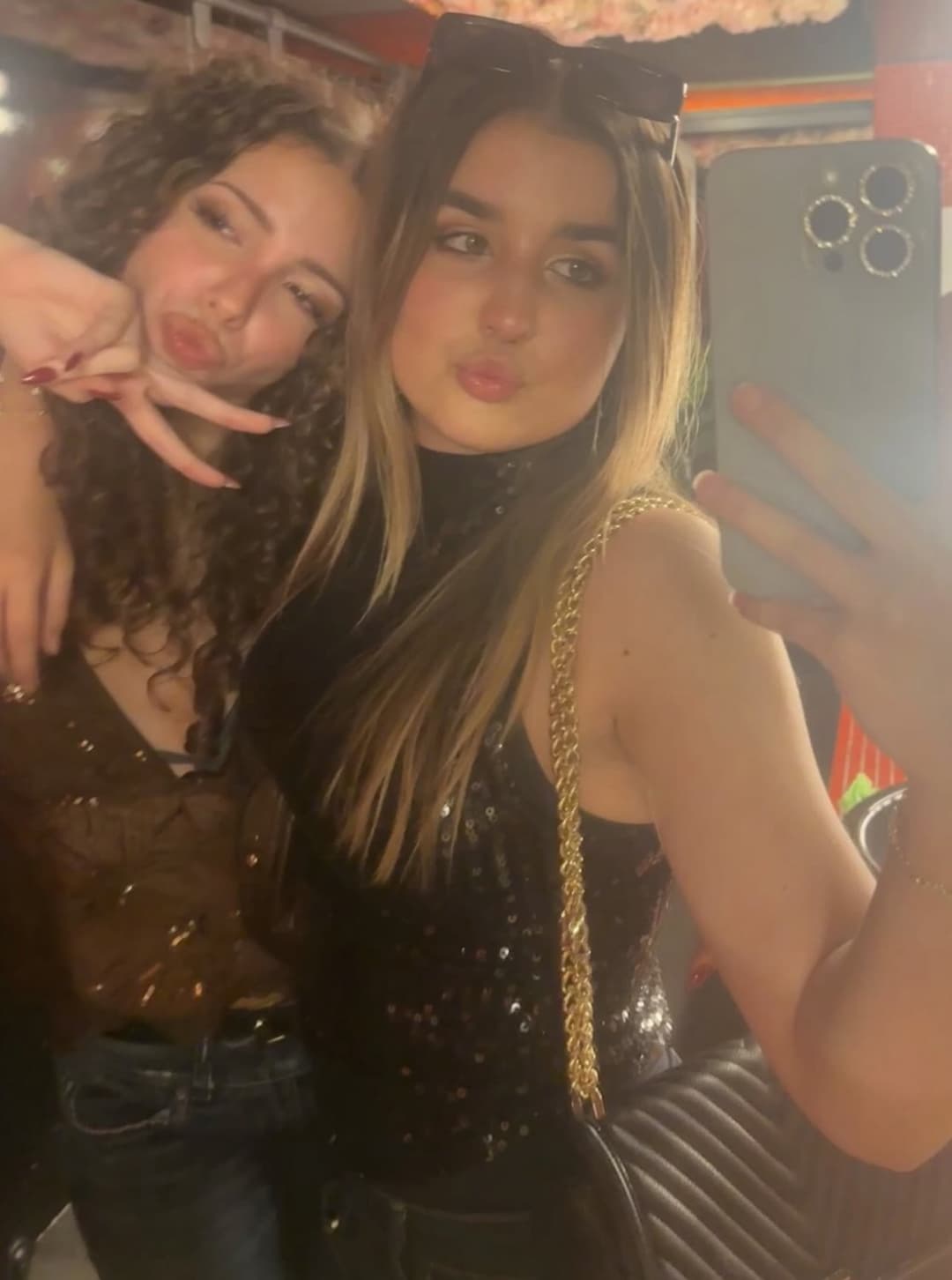 Trib her pls, dm me with pics & vids (only use these pics)