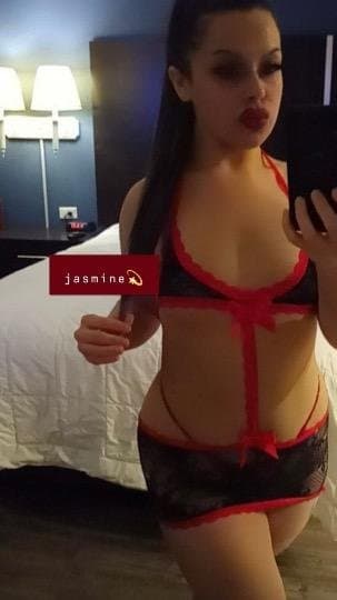 Click to view full size 22 year old Jasmine escort in Orange County ca