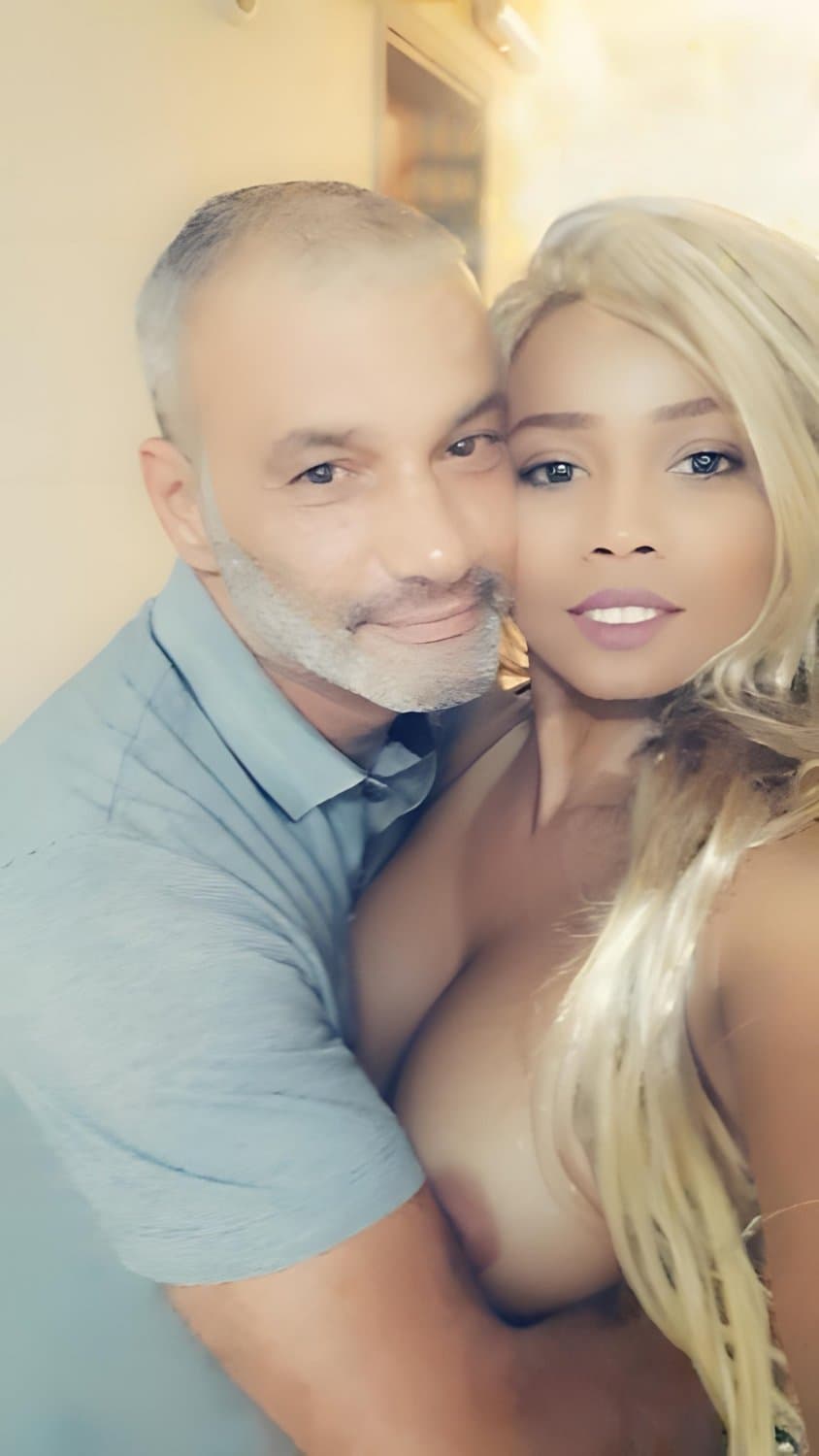 Kahba from Paris and Luxembourg