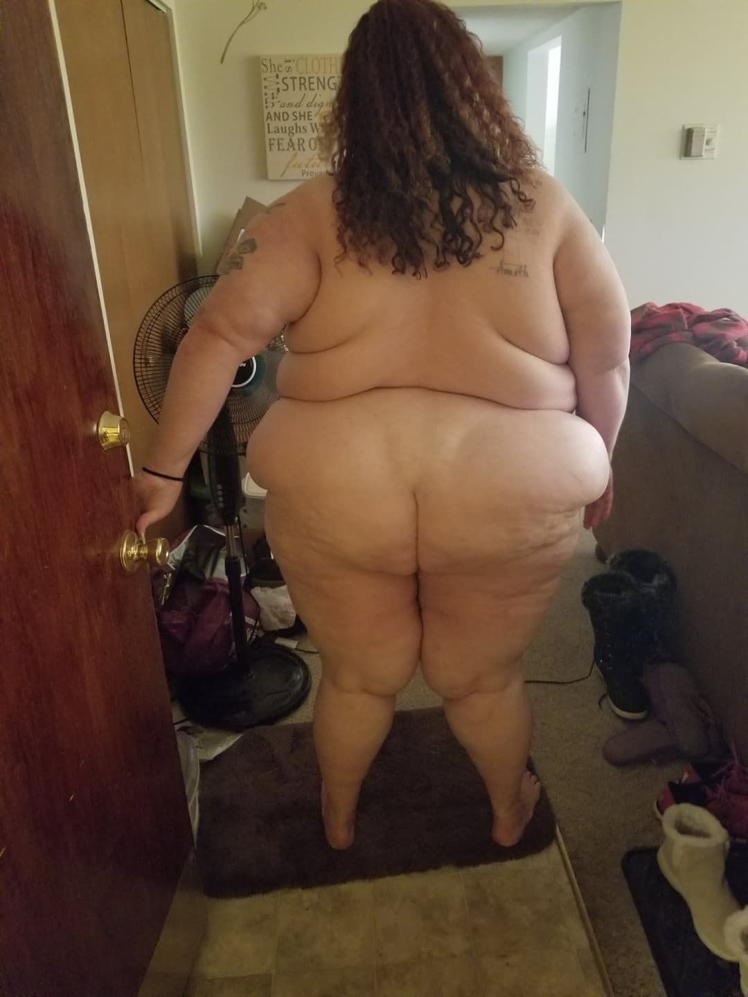 Nasty Public Fat Bitch Aprill Thompson is addicted to BBC