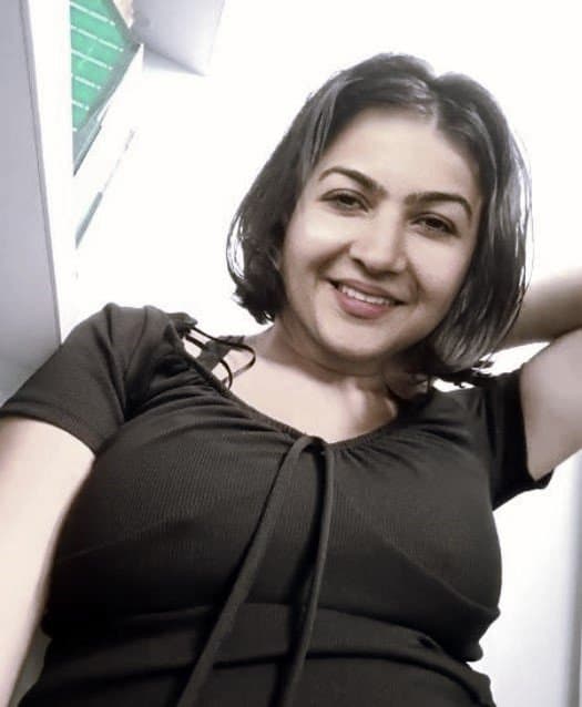 Big Boobs Indian College Student is Horny in The Library