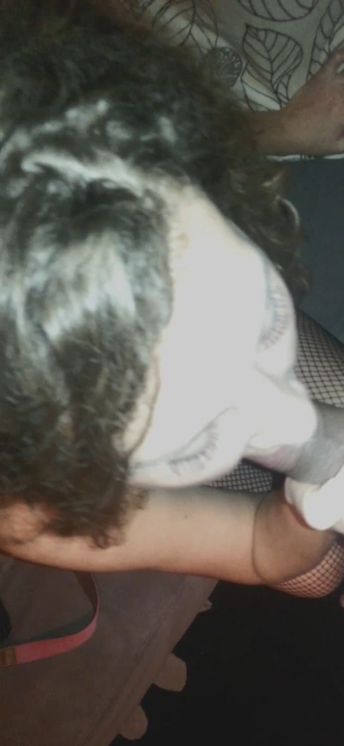 Slut wife sucking my dick amateur wife blowjob...