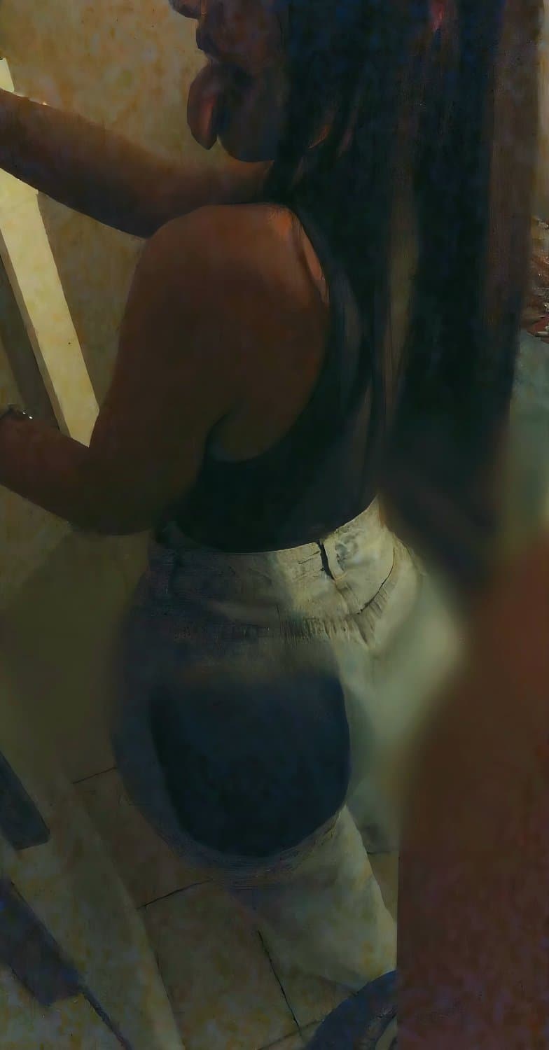 Arab Latina slut loves to suck black cock