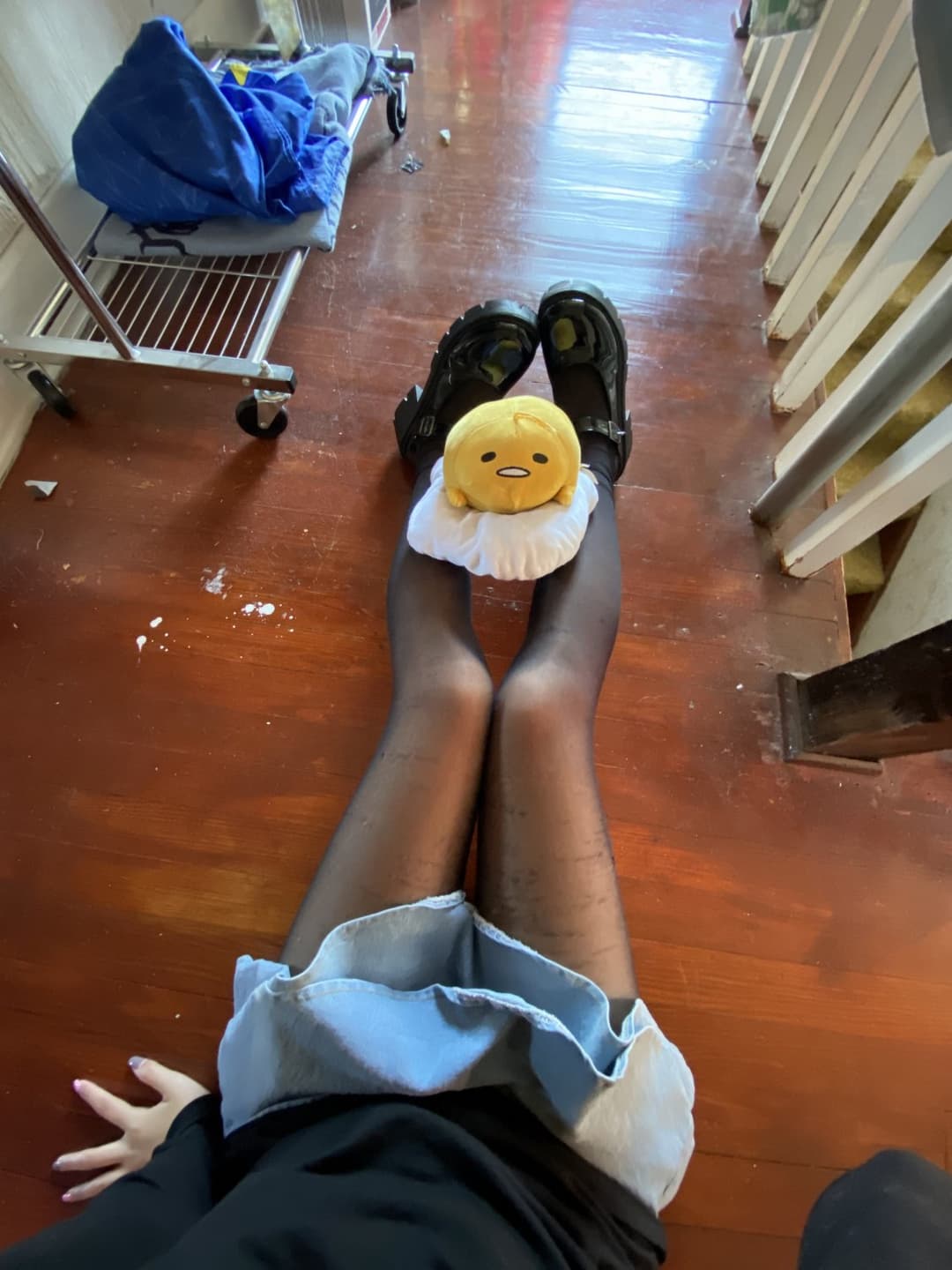 ABG GF More of my gf, if you guys wanna contact me What should app should I use? Comment it or dm.