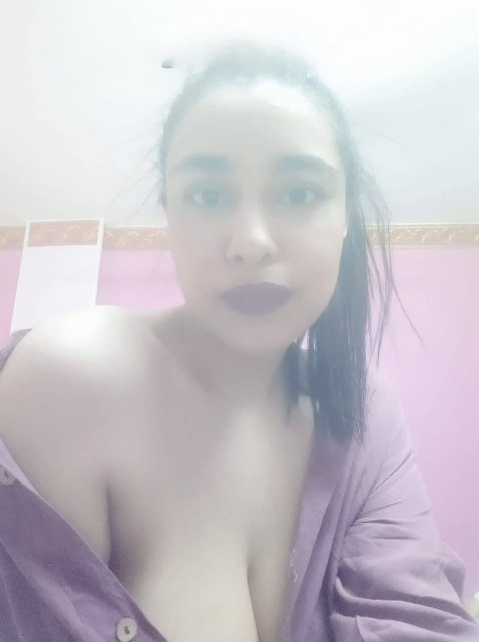 Hot Busty Indian Whore