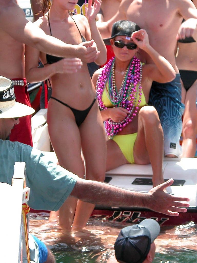 Unknown Hottie, Lake Havasu Memorial Day Weekend 2003 Pt. 1