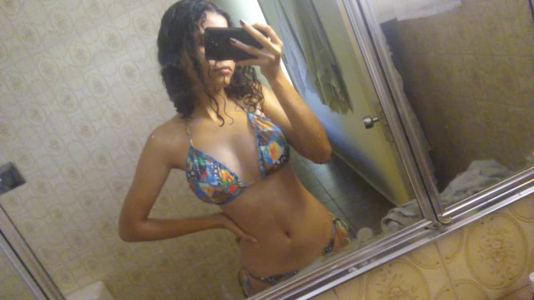 Maria Helena puta vazada peluda - parte 1