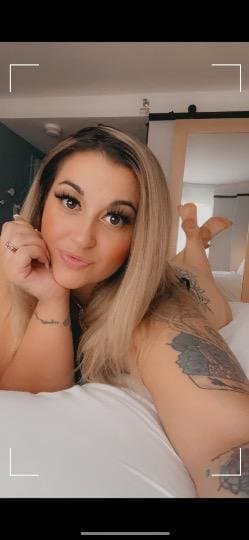 29 year old tattoo bfw Mariah Escort that I f yesterday good head head and doggy throat big p