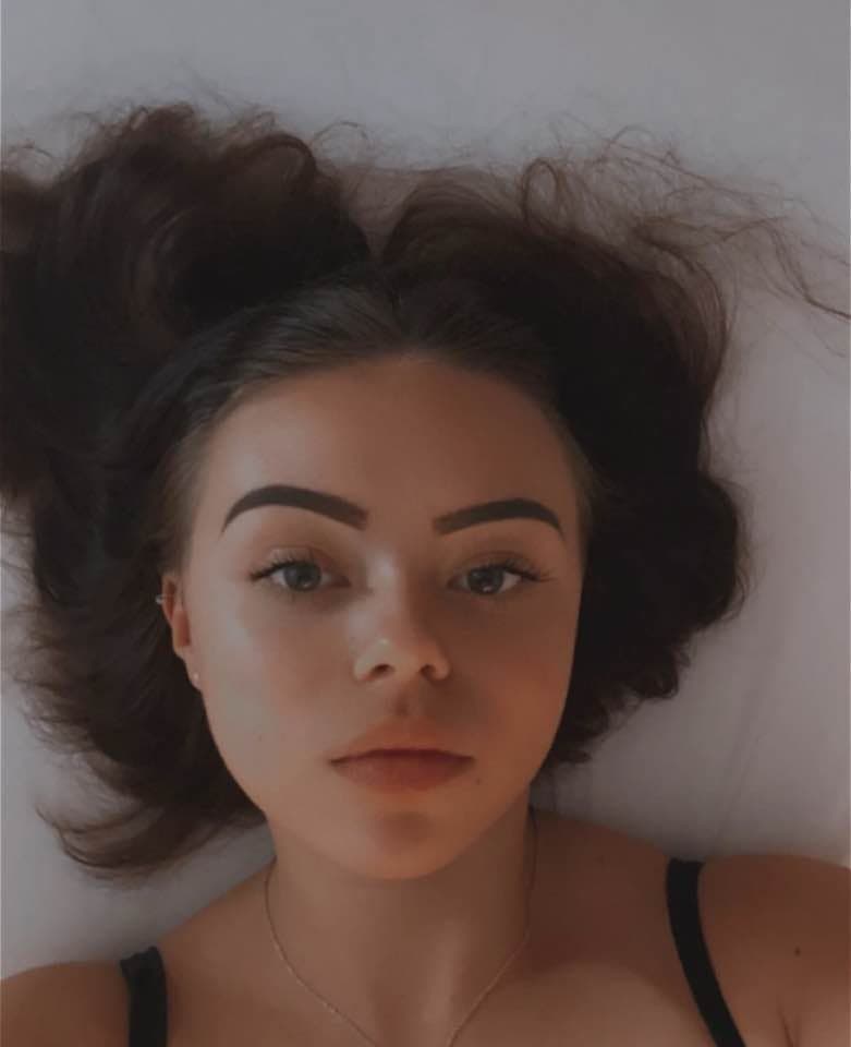 Click to view full size Cute German teens Lea and Lea