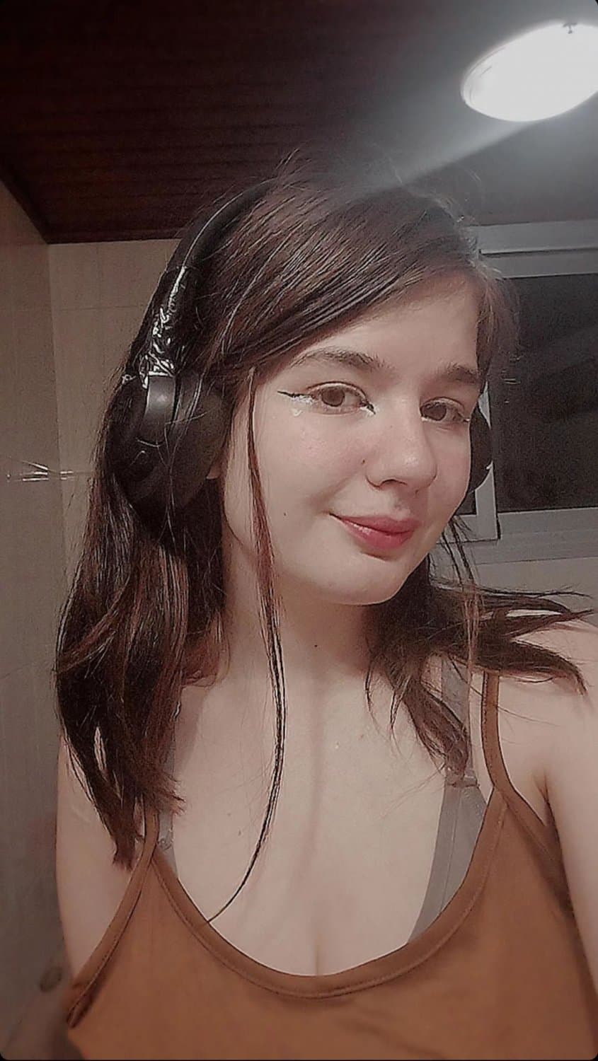 @yuno_.moi on insta/tiktok (gigantic boobs)