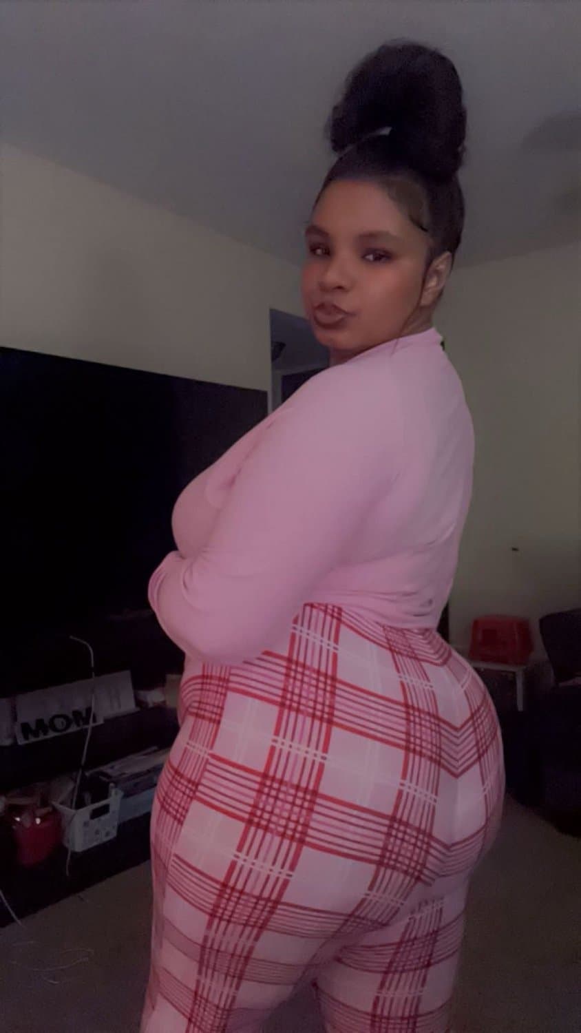 JUICY THICK BIG ASSES LATINA EBONY BBW SSBBW