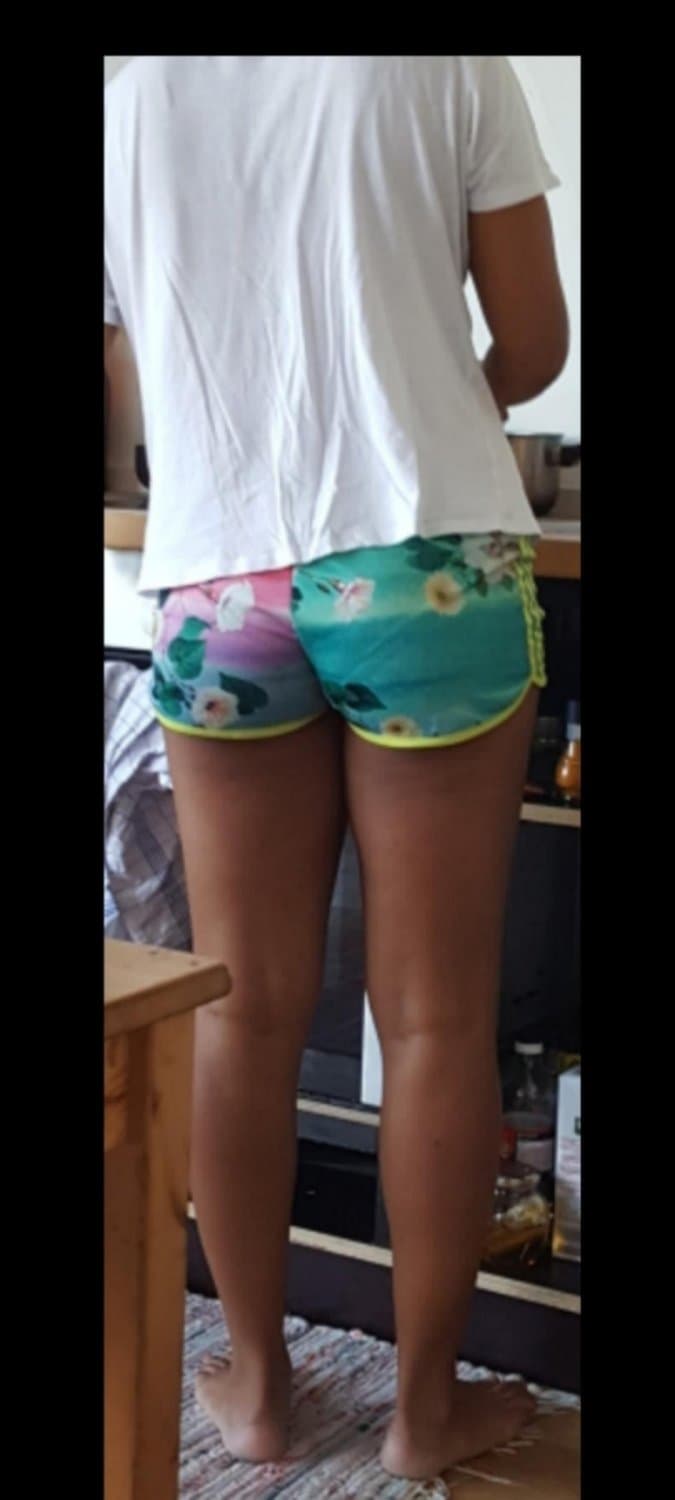 Beautiful Body brown girl.