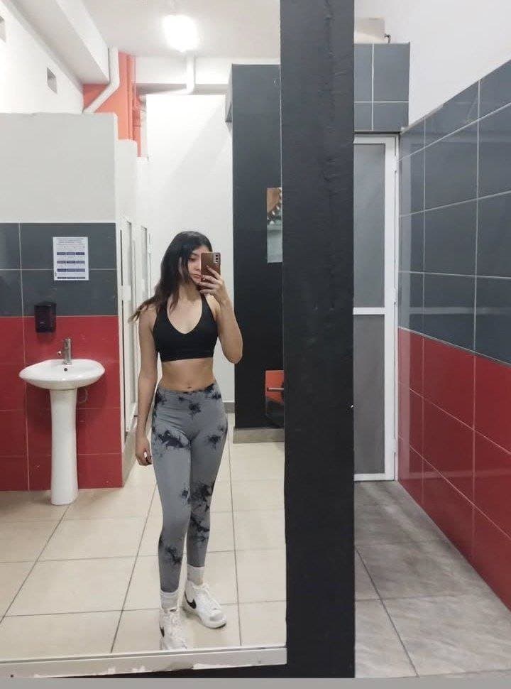 Putita estudiante quemada ??