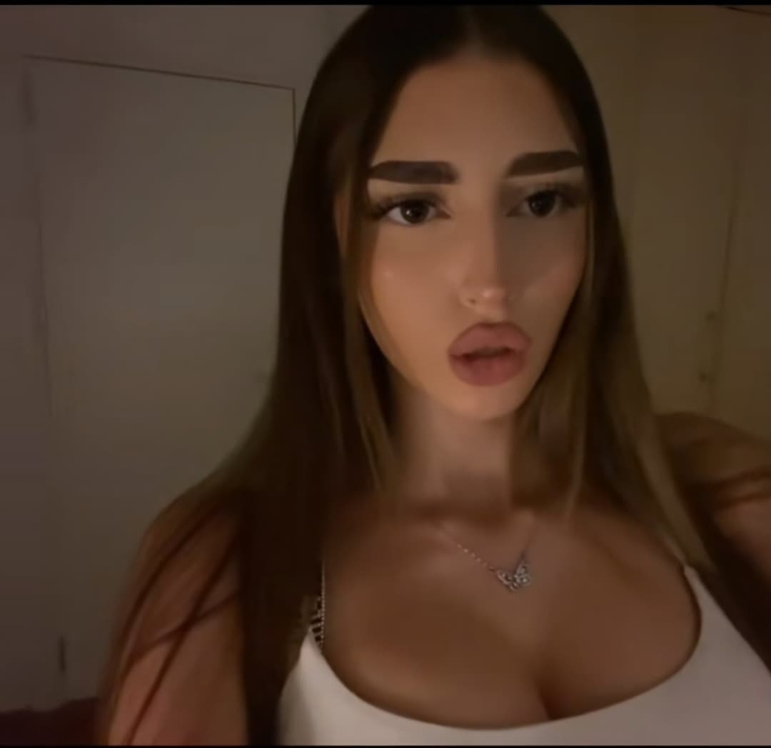 Sise ili bulja (boobs or ass)