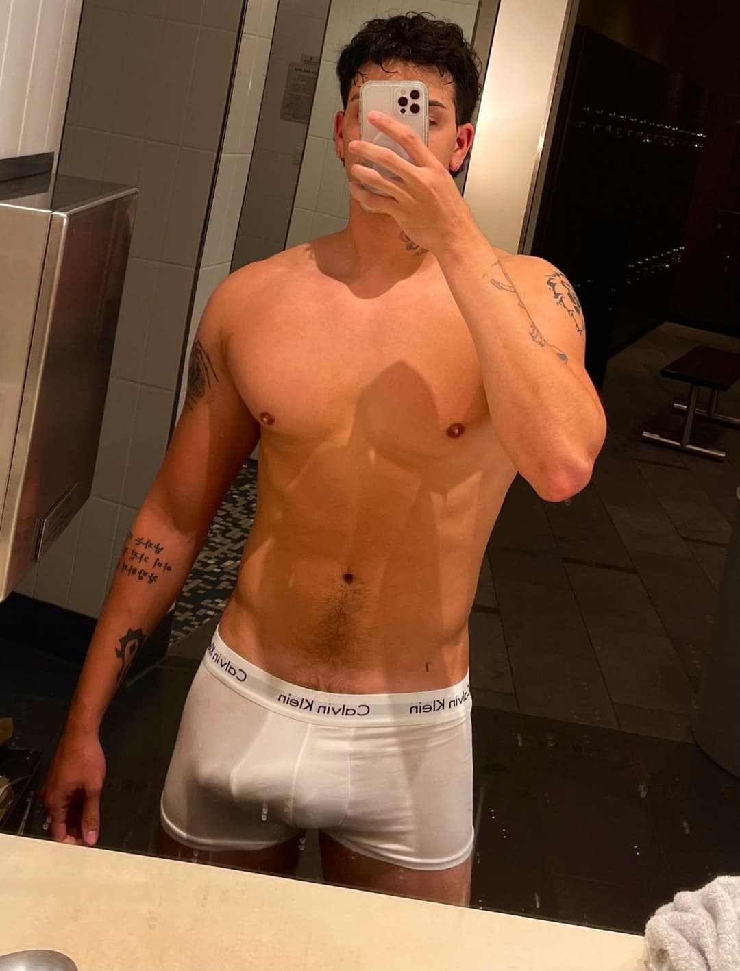 Louie Stark / LouieTV