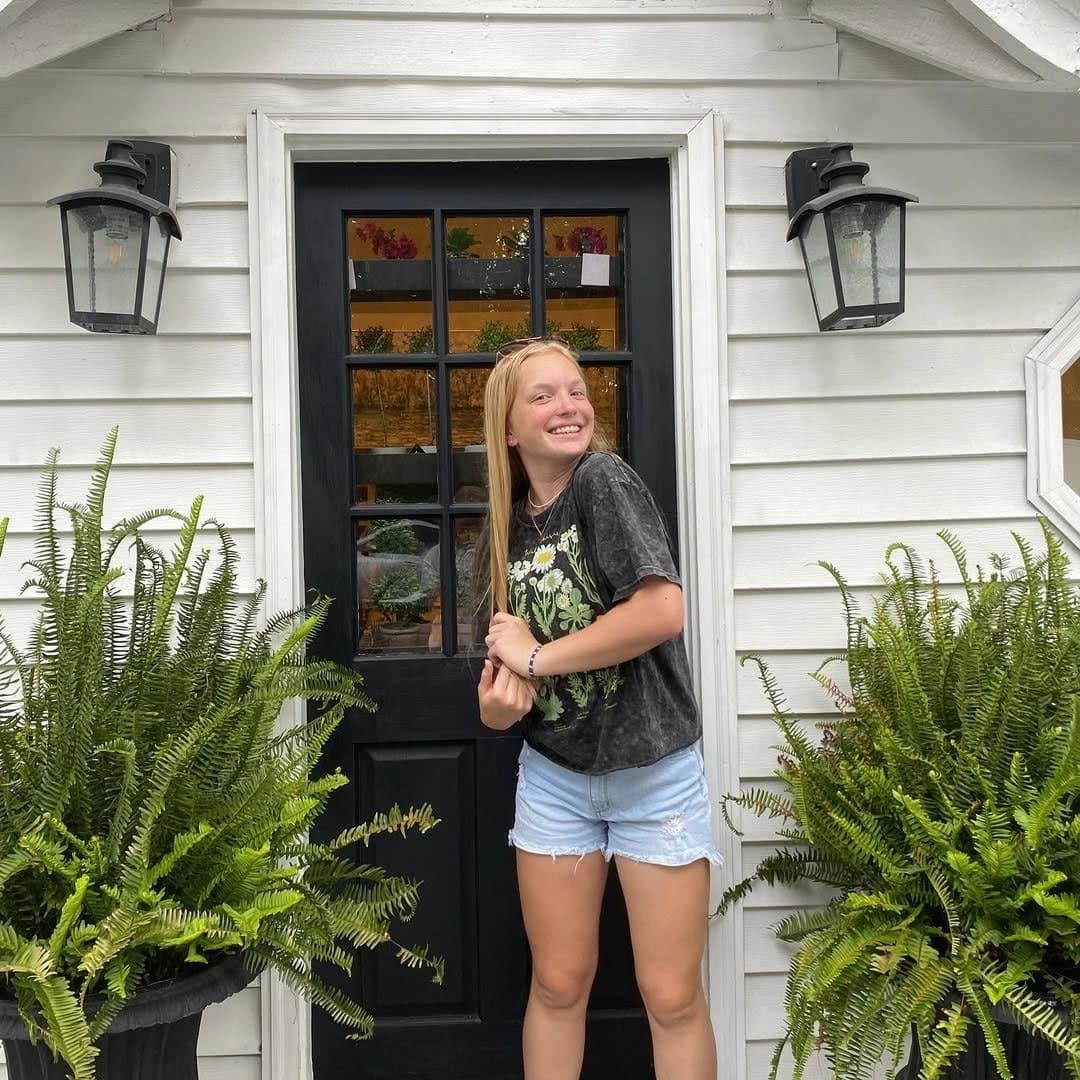 Sexy pale blonde Grace