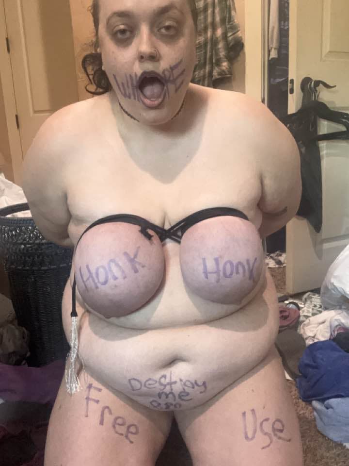 Fat Texas kik clown gooner: Lonelysub97