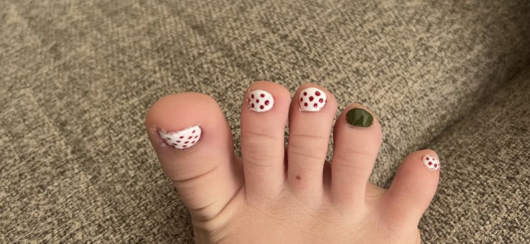 Barely legal 19 yo blonde teen gf leaked deepthroat blowjob sexy feet dm/comment for more of her