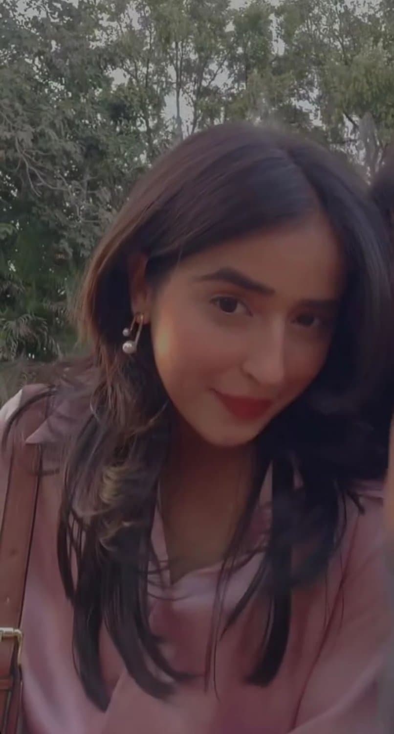 Bhavi ..give some love maybe we can get her nude