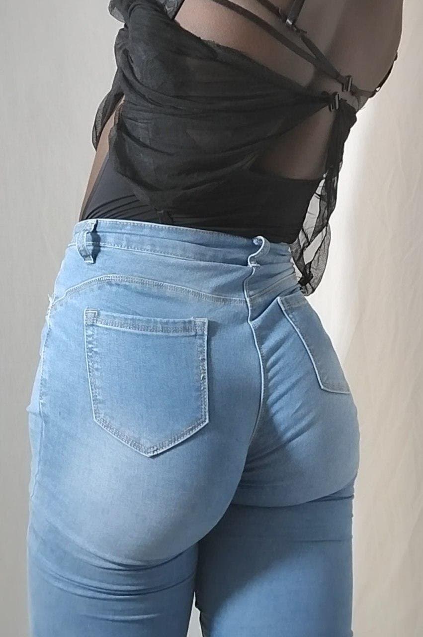 Alicia.sub . Submissive sissy femboy sexslave. Available for Collaborations or something ?????