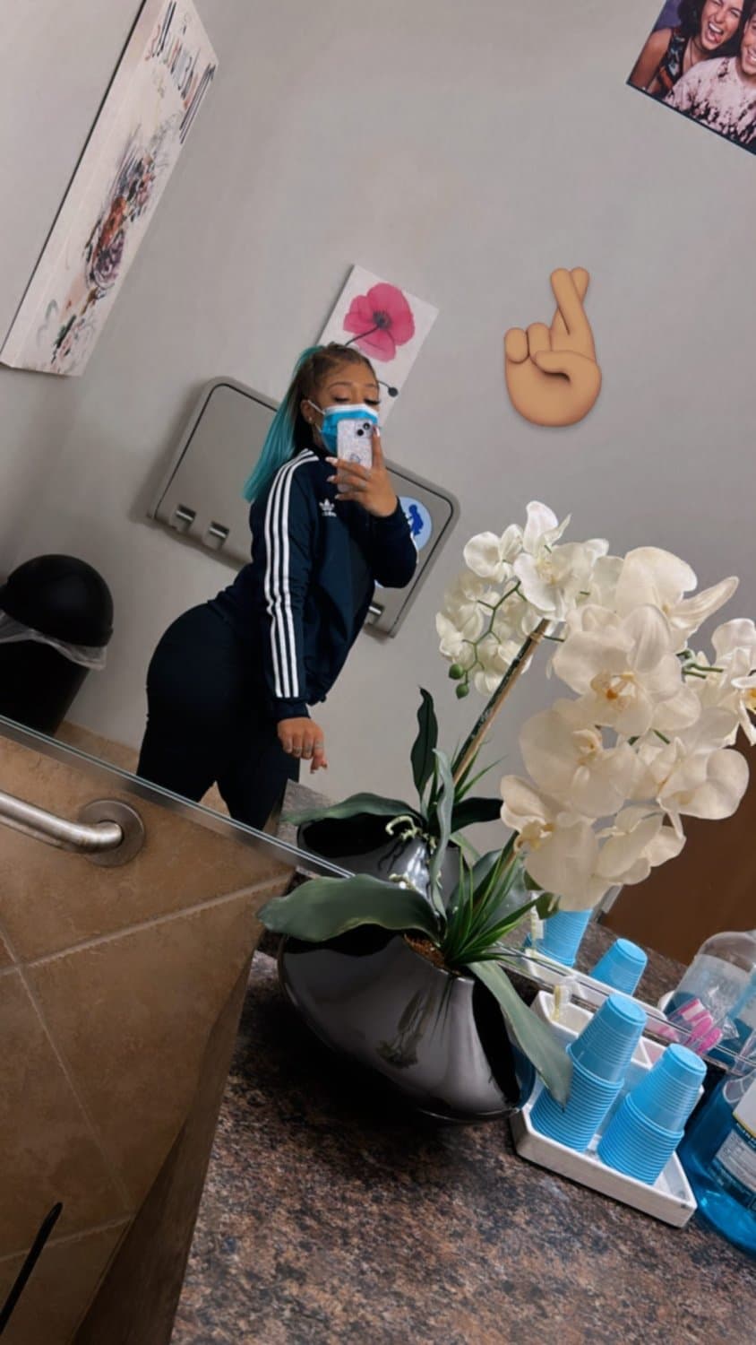 Thick Booty Light Skin Dentist Thot Used To Shake Pussy for Internet and Get Fucked After Parties
