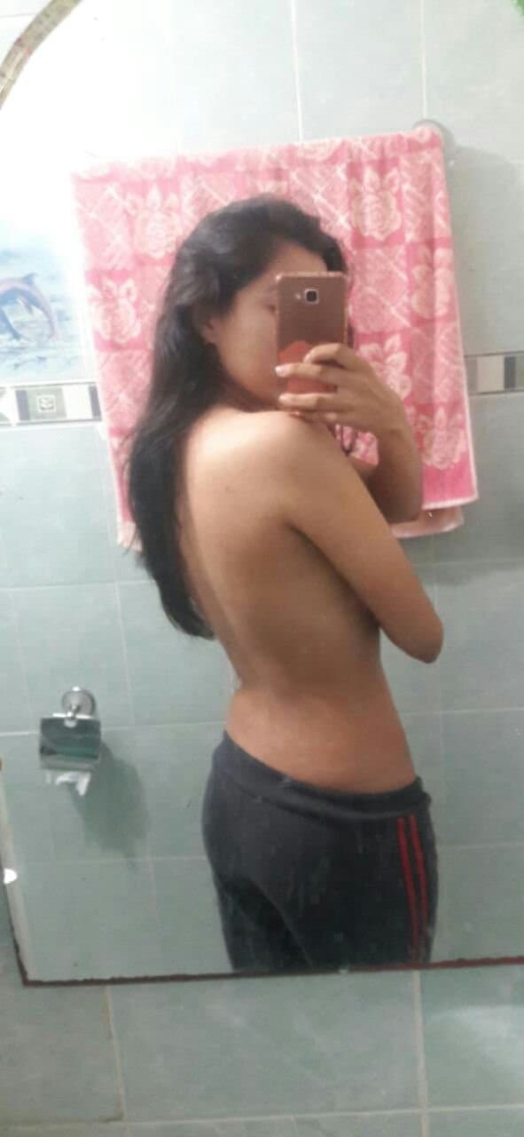 Click to view full size 18yo latina sucking a big cock and getting fucked