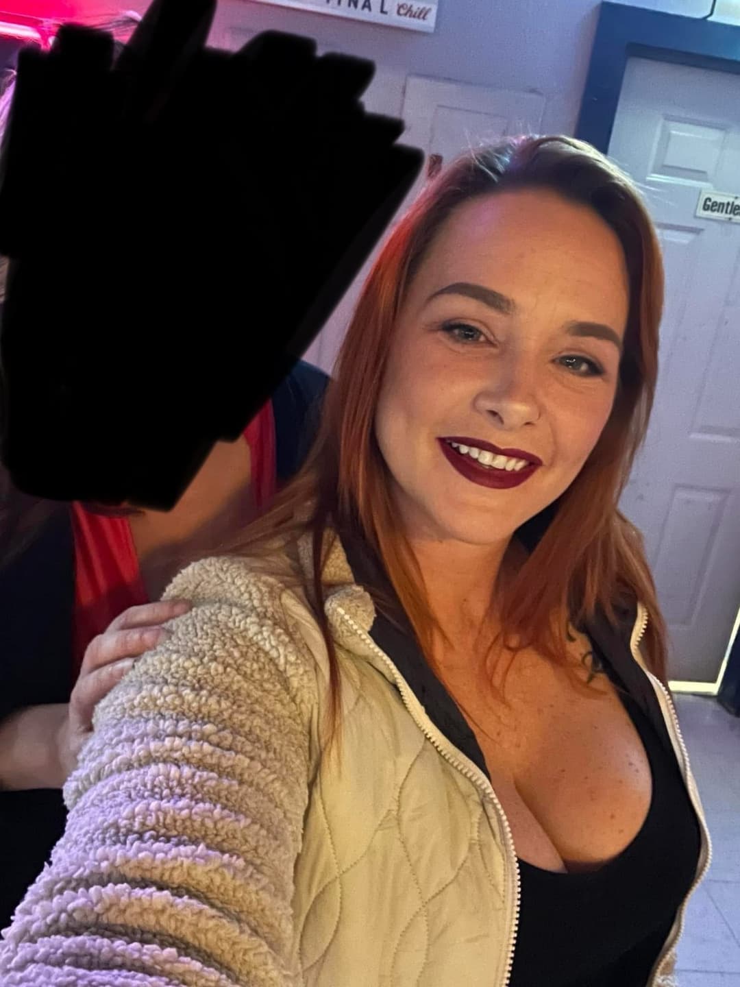Realtor Erin still has the banging body of a porn star