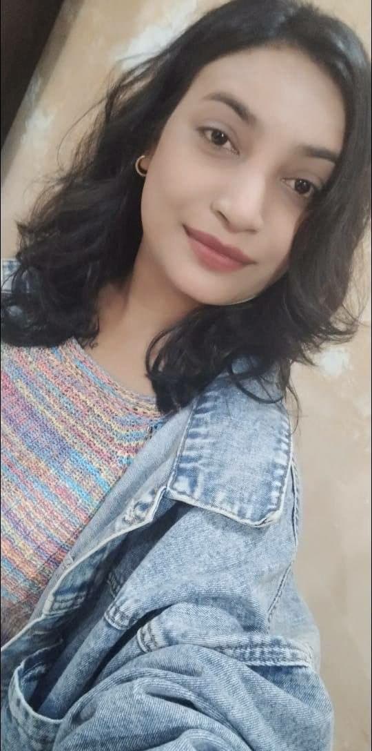 Sexy indian girl nude blowjob and fuck