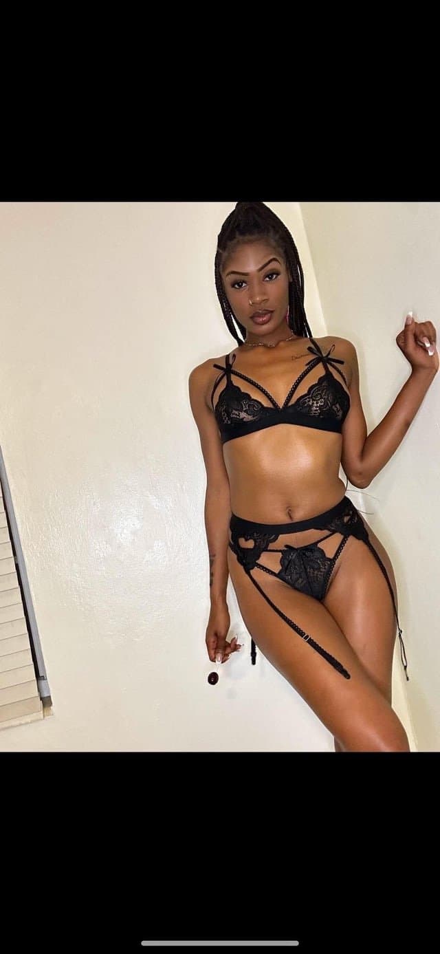 Click to view full size Throw that azz Thursday