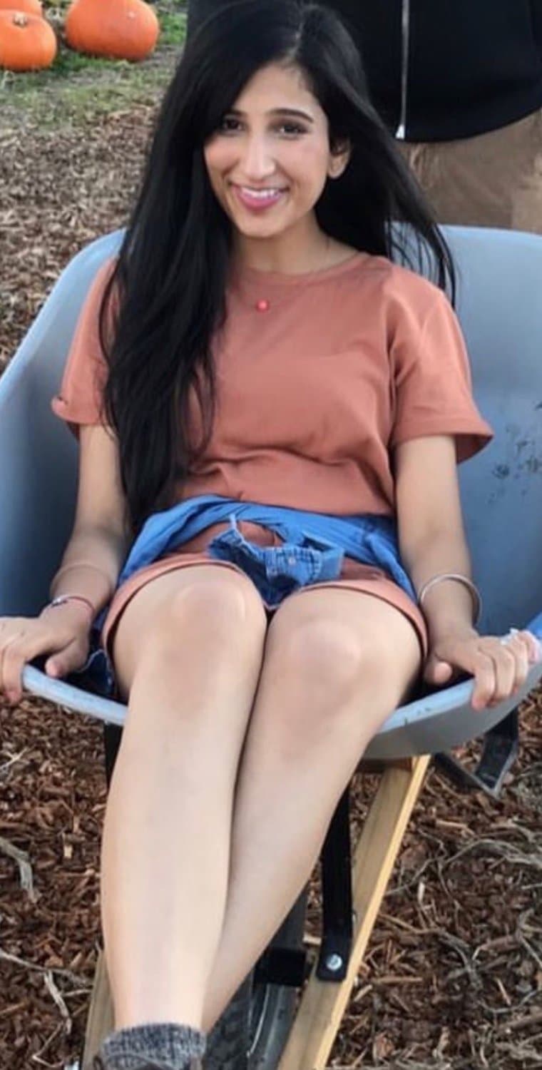 How would you pound my sisters cheating Indian desi Nri pussy