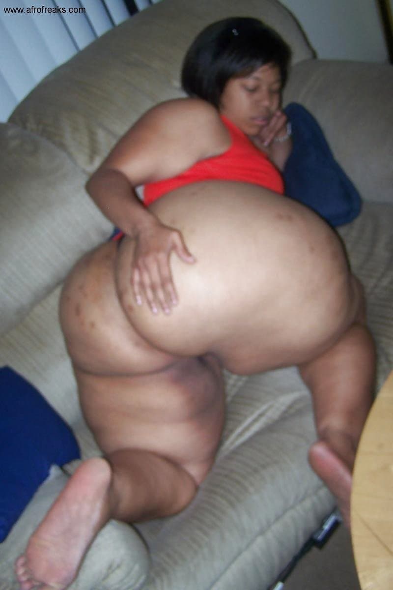 Sugar Pear aka Gwendolyn Ray (massive ass!!!)