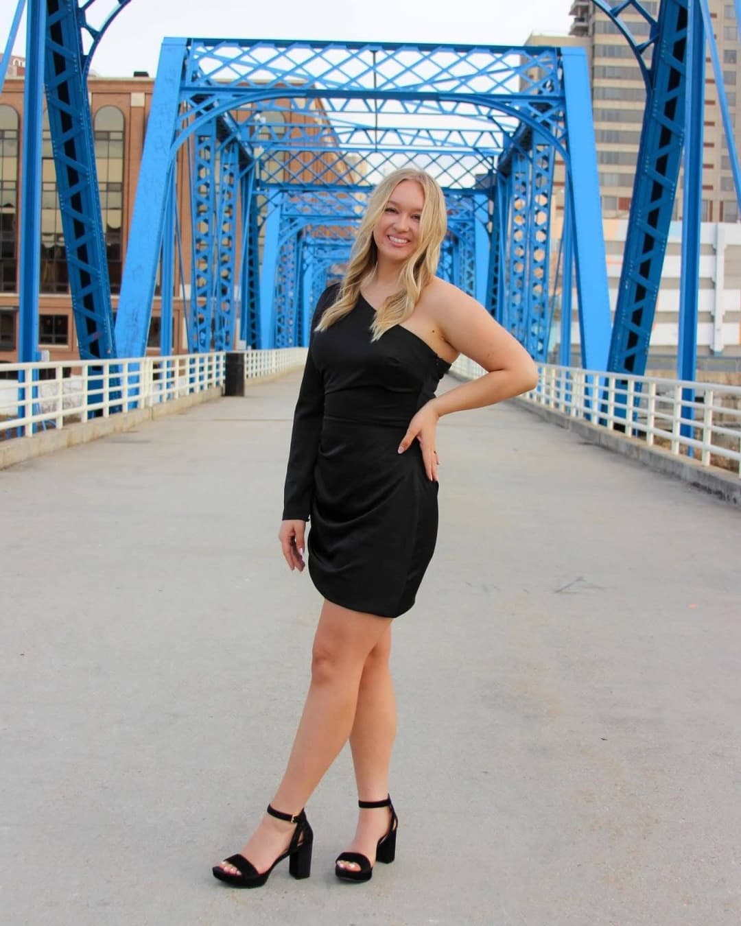 IRL pale blonde Lydia is an innocent dream