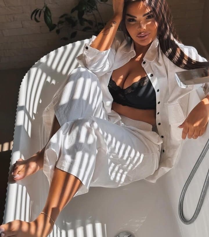 Sexy glamour feet pedicure woman