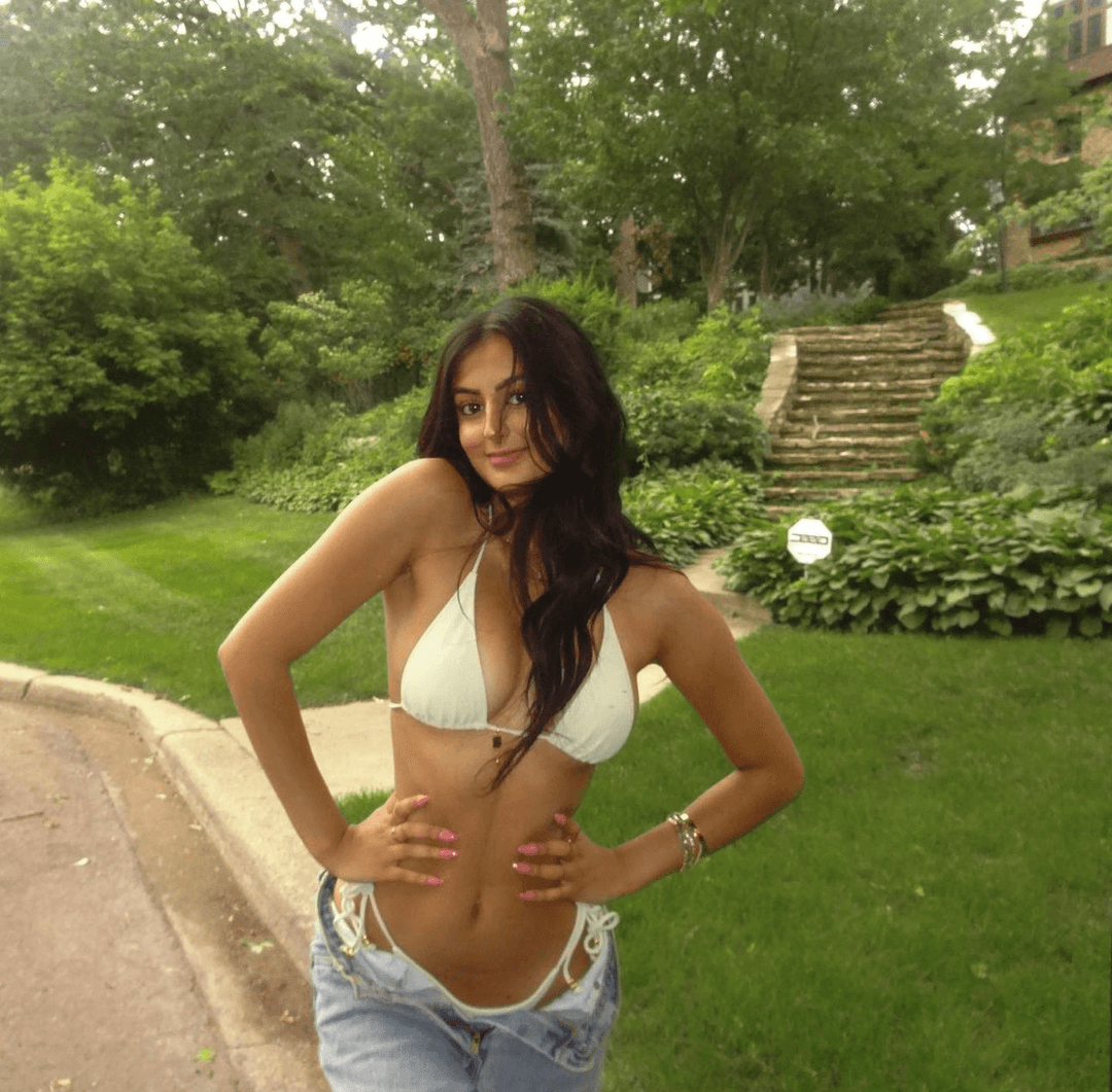 Alluring Indian College Teen Slut